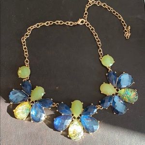 ❤️3 for $25❤️ Blue and green statement necklace